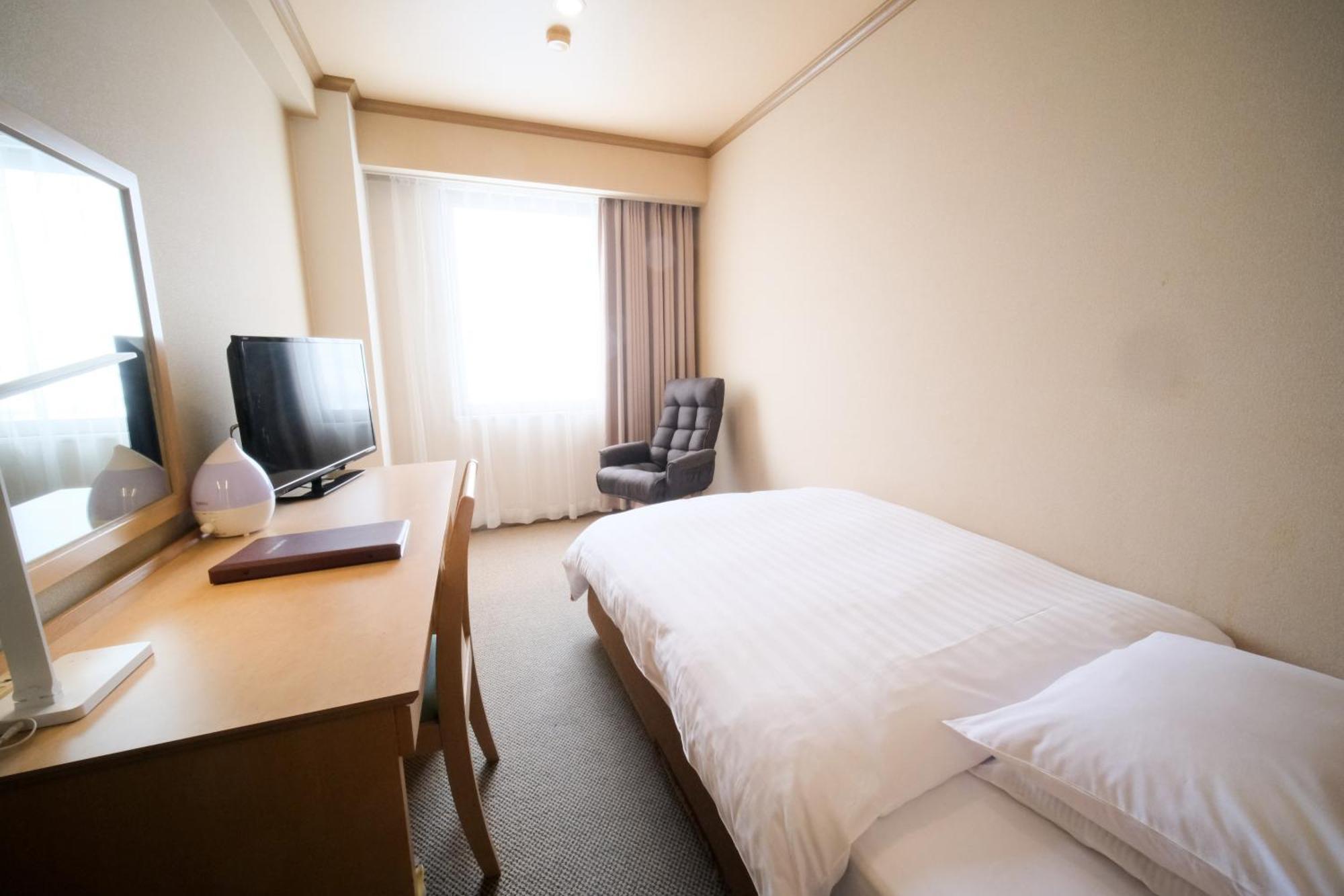 Yuzawa Royal Hotel Экстерьер фото